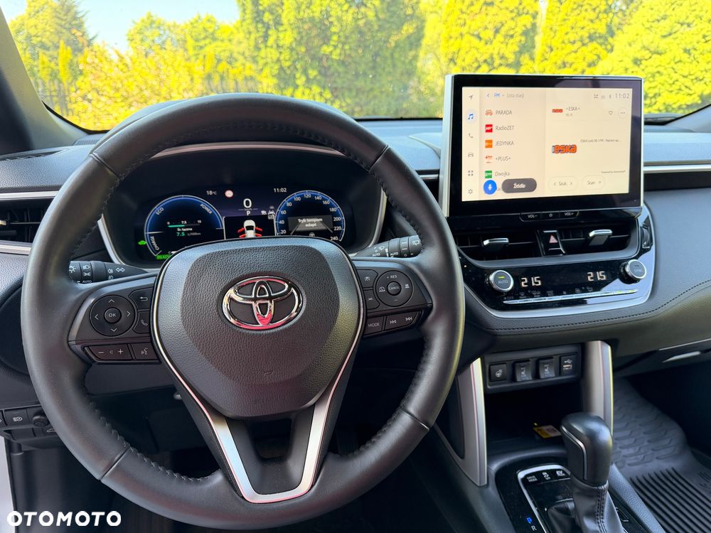 Toyota Corolla Cross 2.0 Hybrid Style AWD - 18