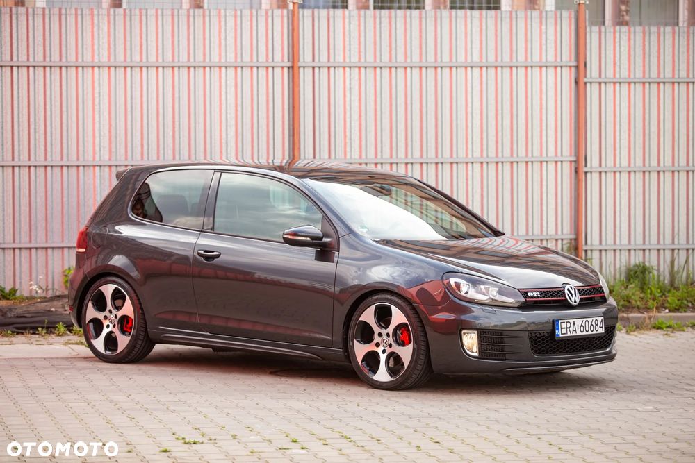 Volkswagen Golf 2.0 TSI GTI - 3