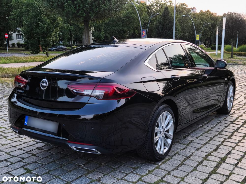 Opel Insignia 2.0 T Business Elegance S&S - 4