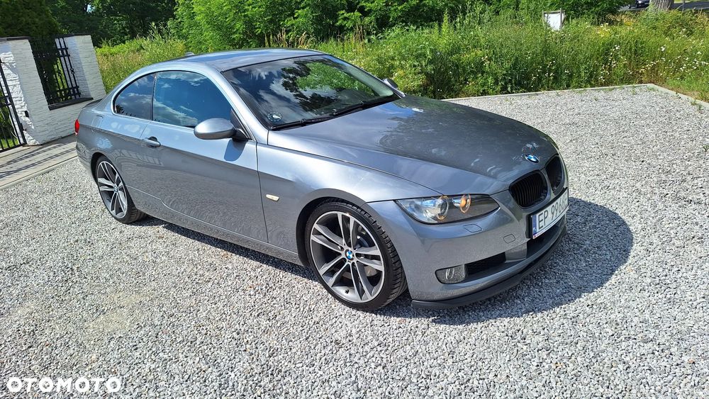 BMW Seria 3 325i - 12