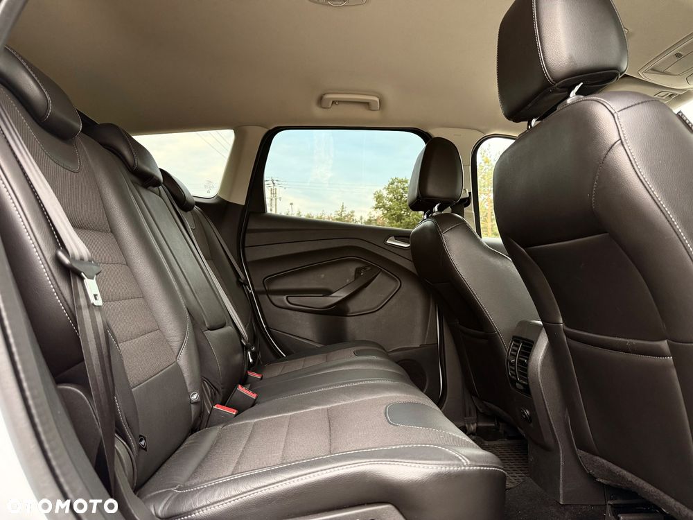 Ford Kuga - 20