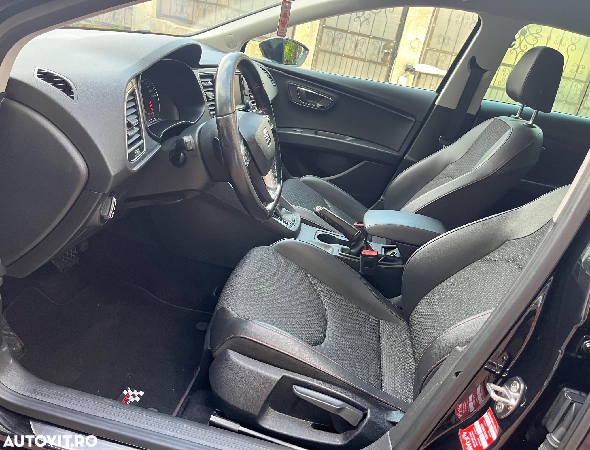 Seat Leon 2.0 TDI DSG7 FR - 10