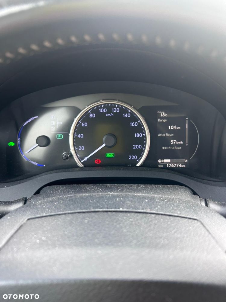 Lexus CT - 6