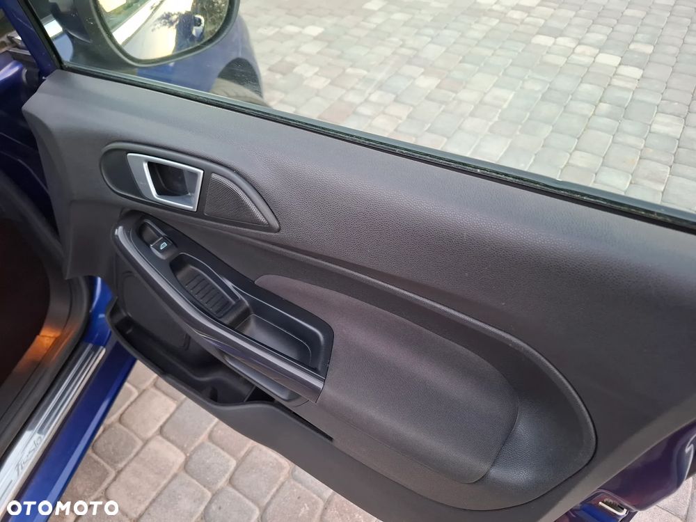 Ford Fiesta - 37