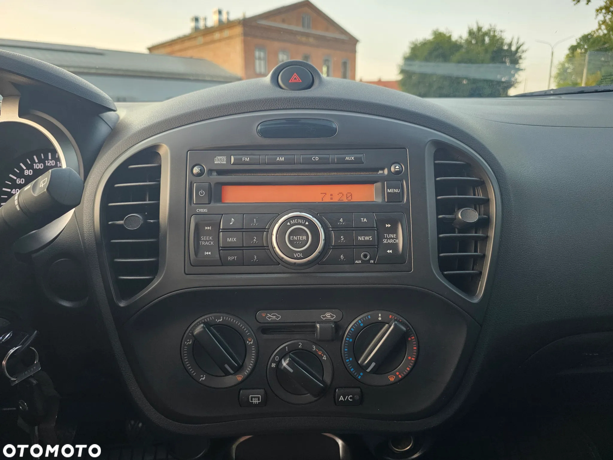 Nissan Juke 1.6 Visia - 17