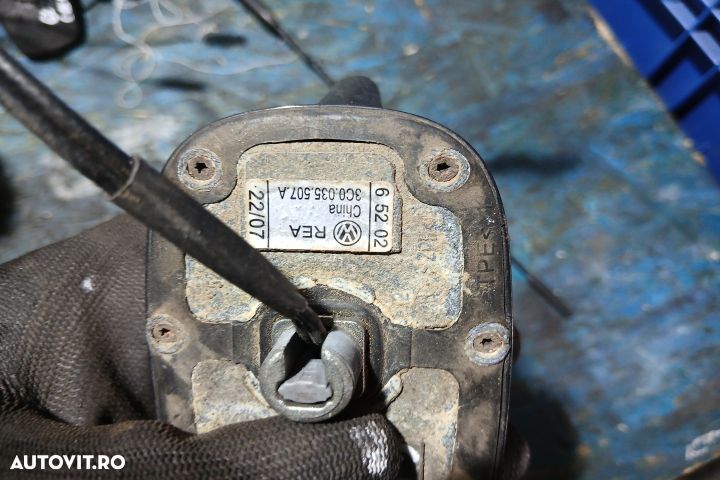 Antena radio 3C0035507A 3C0035507A Volkswagen VW Golf 5 [2003 - 2009] - 2