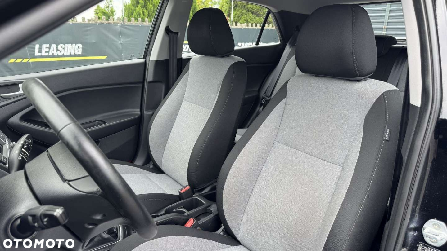 Hyundai i20 - 19