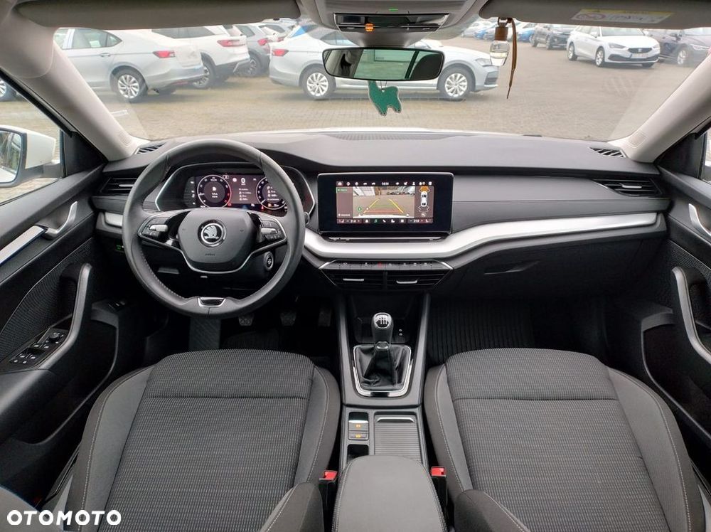 Skoda Octavia 1.5 TSI Selection - 9