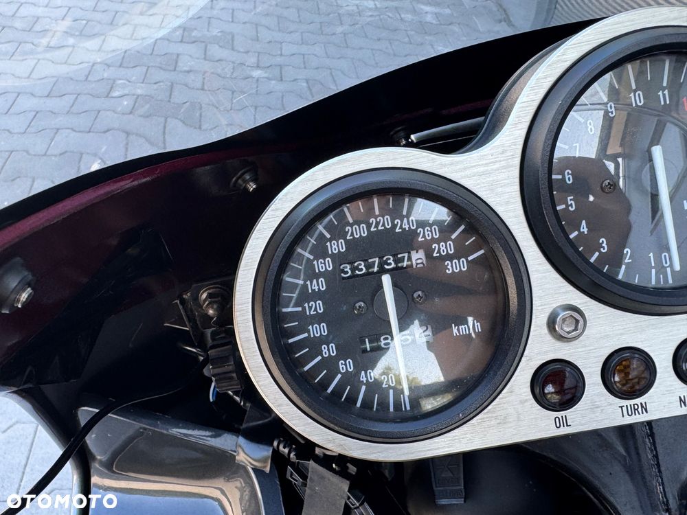 Kawasaki ZXR - 19
