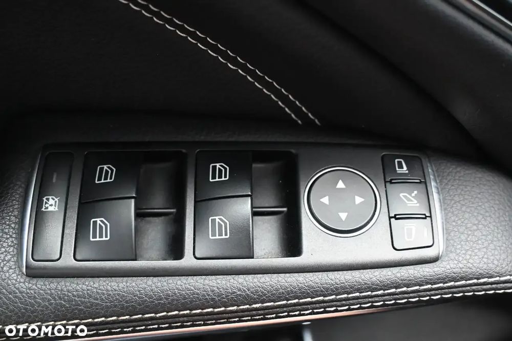 Mercedes-Benz CLA - 13