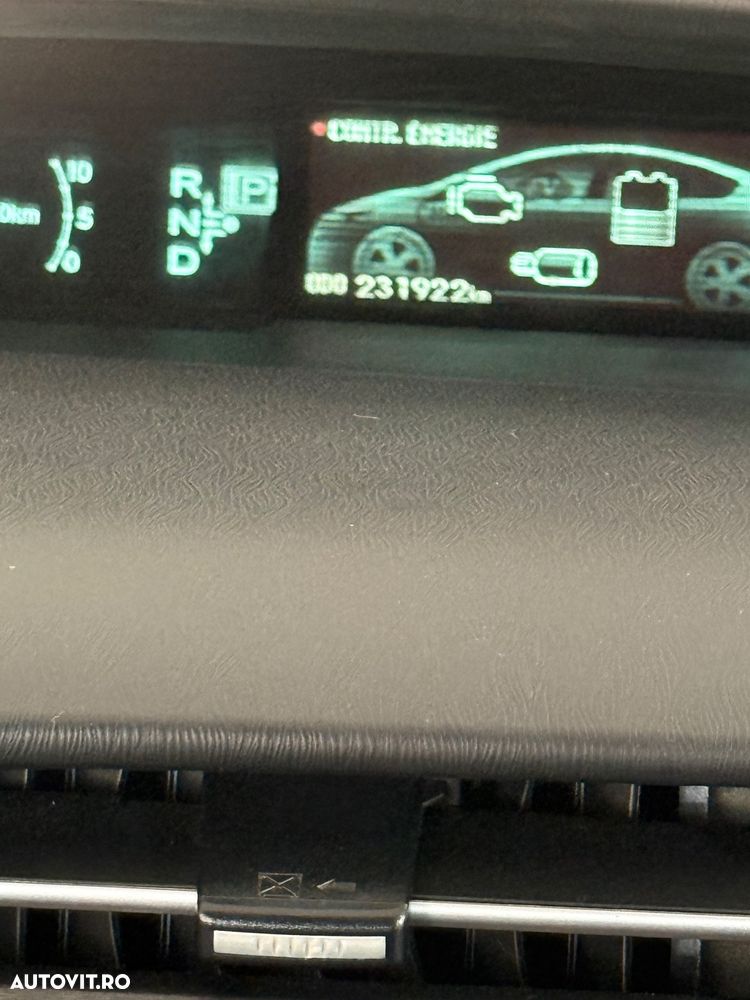 Toyota Prius (Hybrid) Comfort - 15