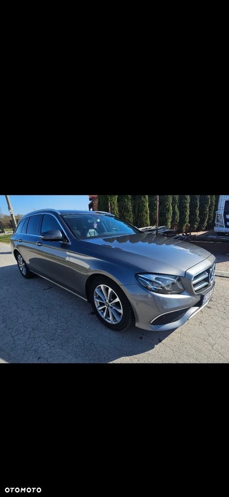 Mercedes-Benz E-Class 2021 photo 4