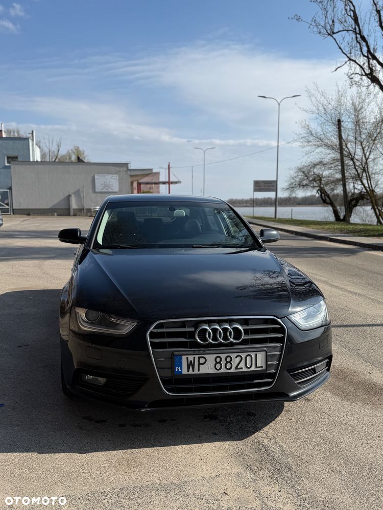 Audi A4 Limousine - 2