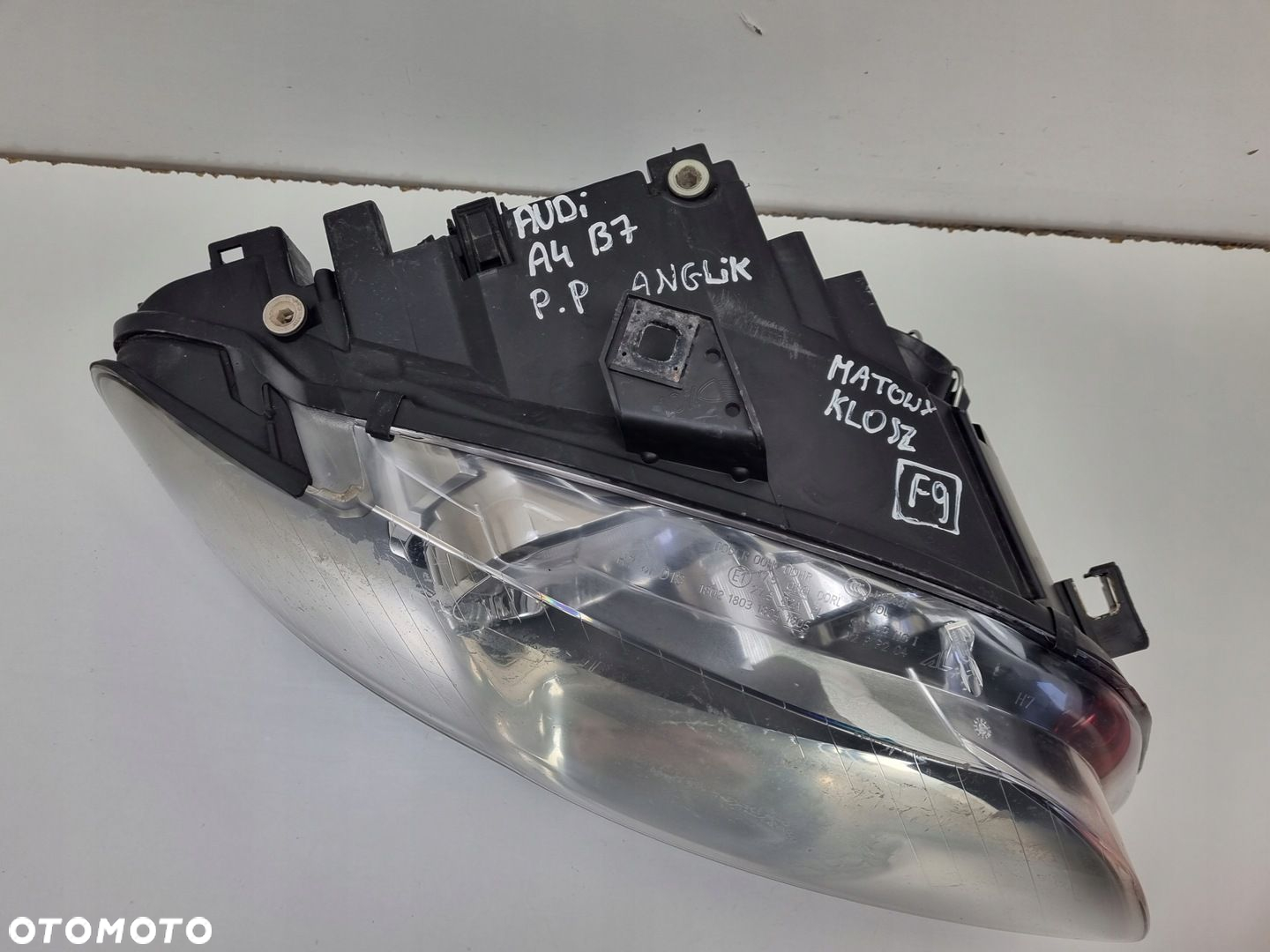 Audi A4 B7 04-08r PRZEDNIA LAMPA PRAWA PRAWY PRZÓD 1305630462 - 3