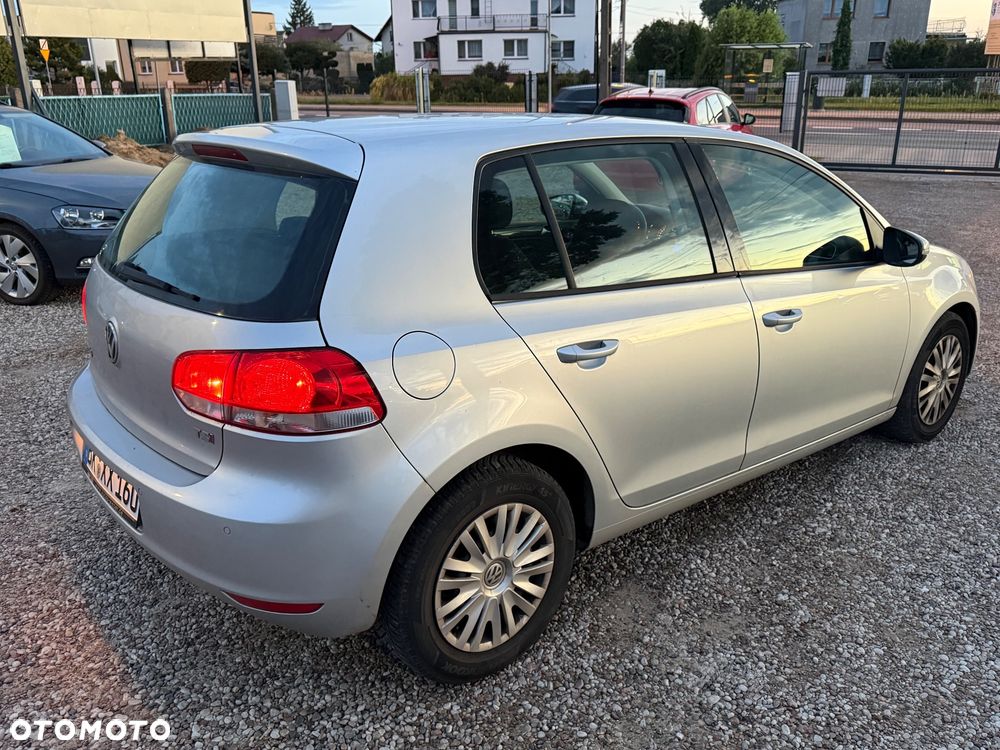 Volkswagen Golf - 4