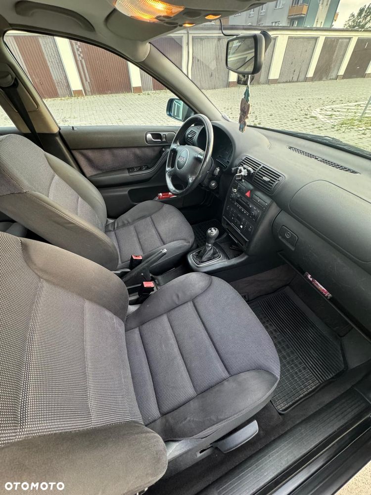Audi A3 Sportback 1.9 TDI Ambiente - 7
