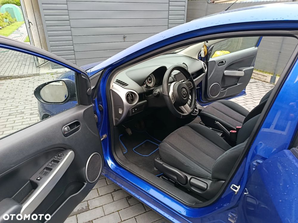 Mazda 2 1.5 Dynamic - 12