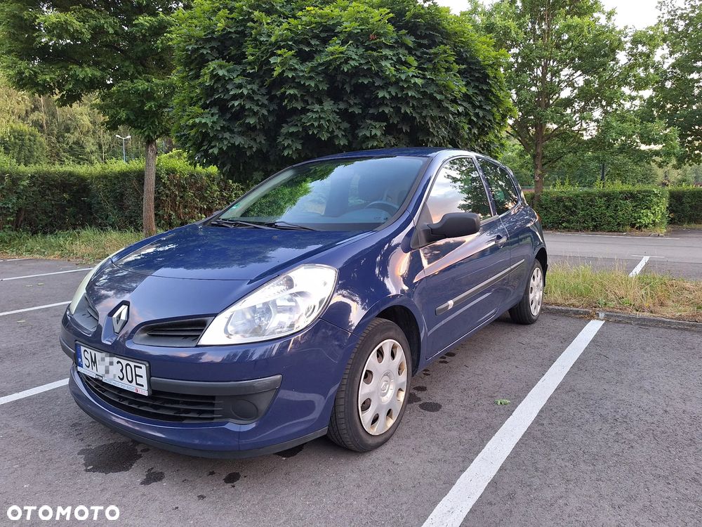 Renault Clio 1.2 16V Alize - 1