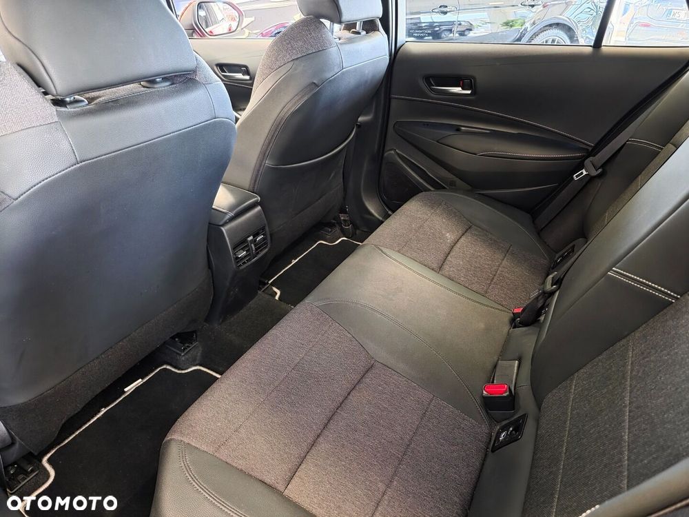 Toyota Corolla 1.8 Hybrid Style - 29