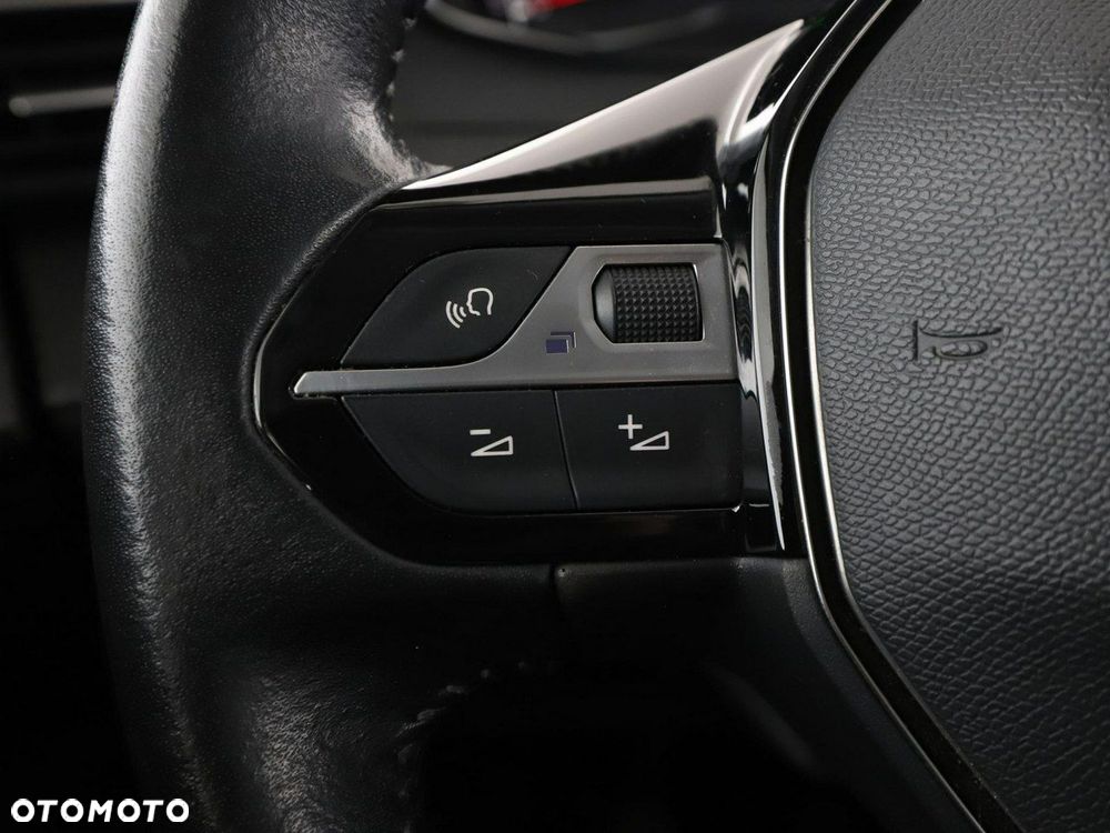 Peugeot 2008 PureTech 100 Active - 33