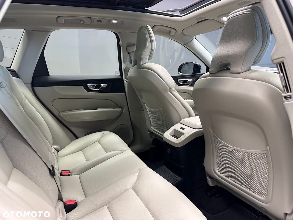 Volvo XC 60 - 11