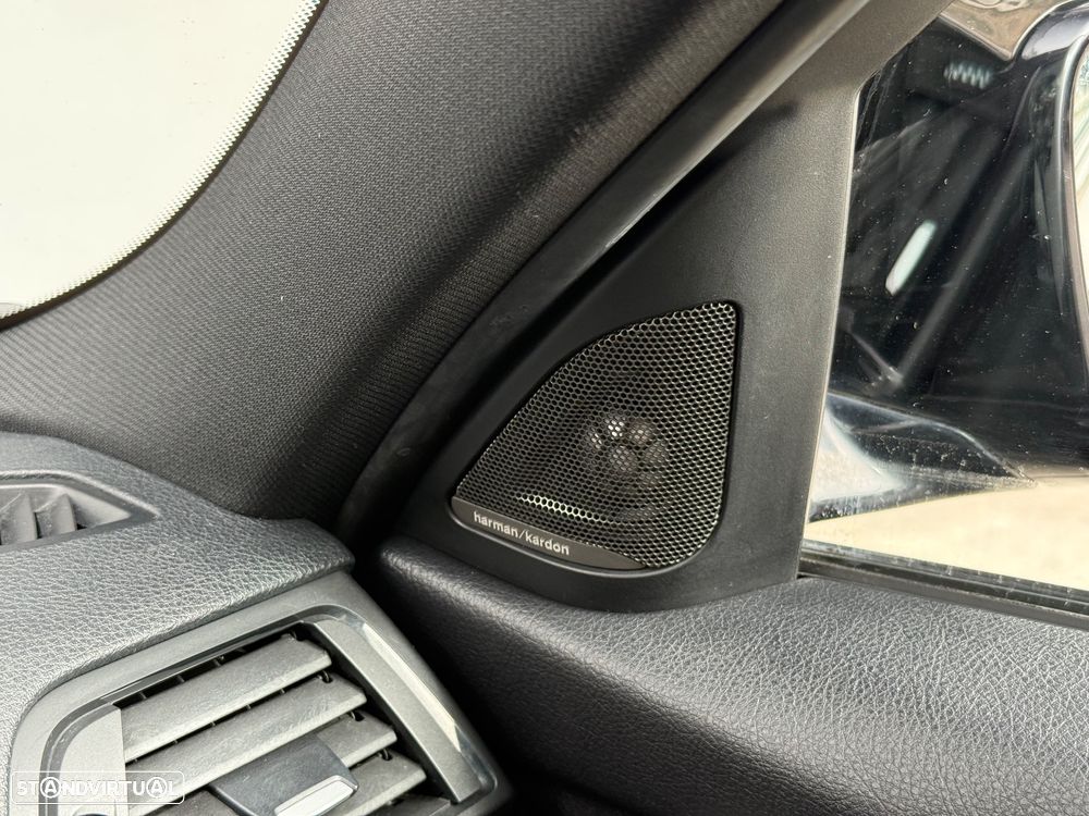 BMW 320 d Pack M - 26