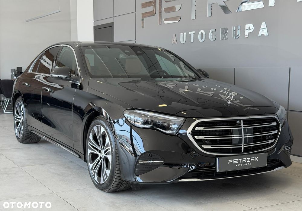 Mercedes-Benz Klasa E 220 d mHEV 4-Matic Exclusive 9G-Tronic - 6