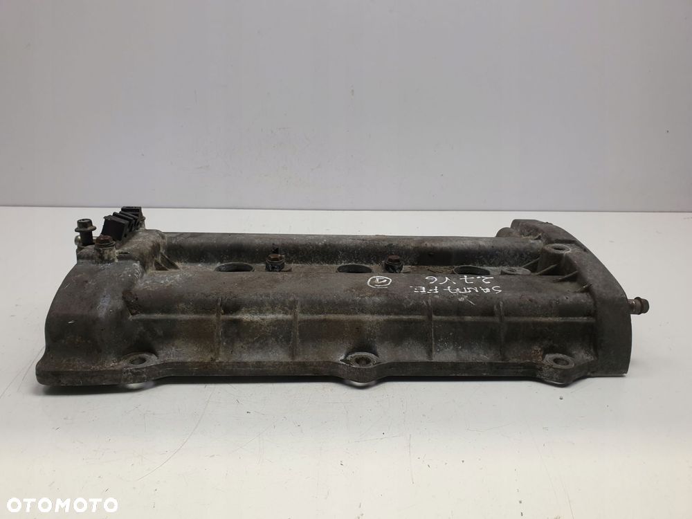 POKRYWA ZAWORÓW Hyundai Santa Fe 2.7 V6 - 4