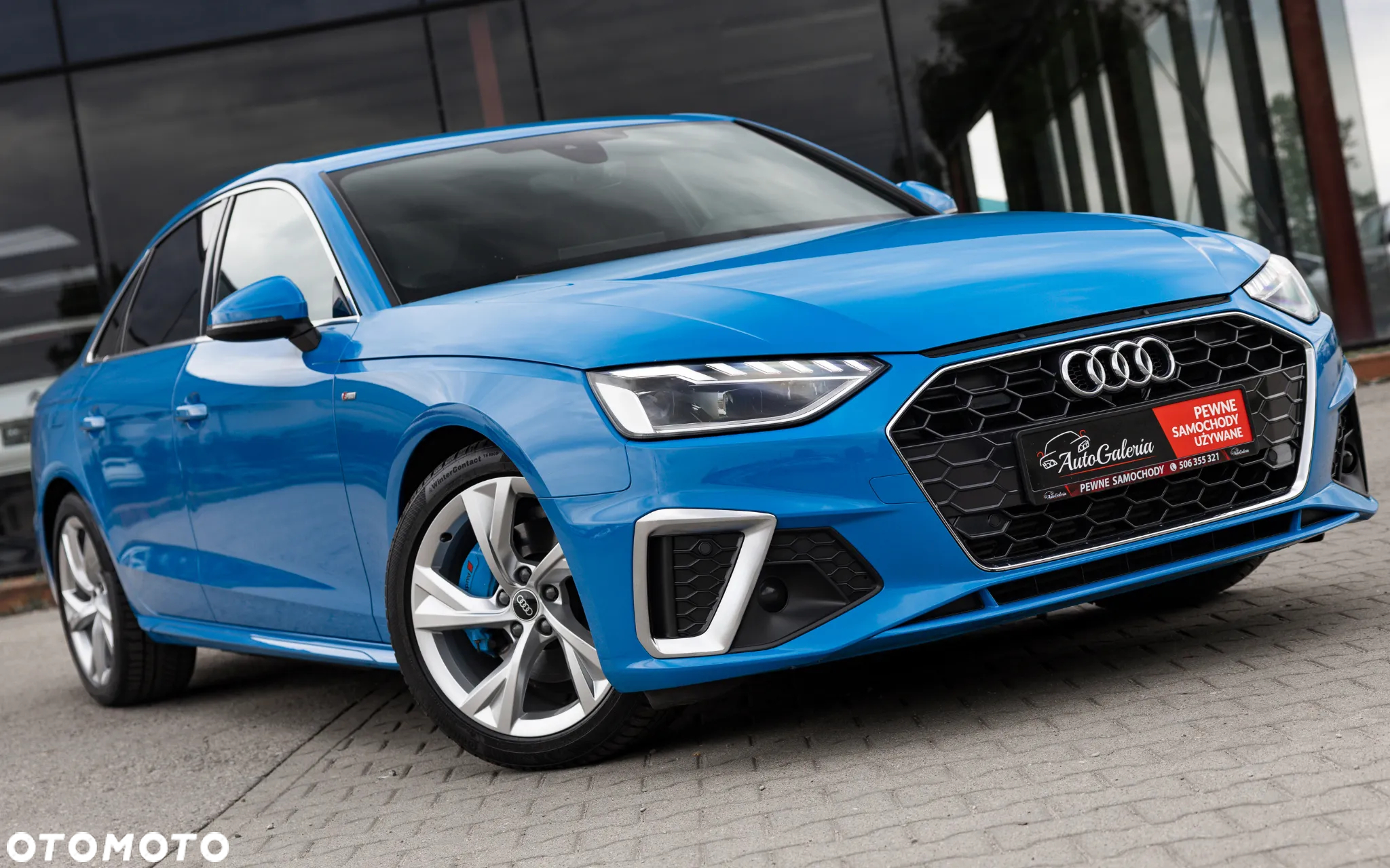 Audi A4 Avant 40 TFSI quattro S tronic S line - 4