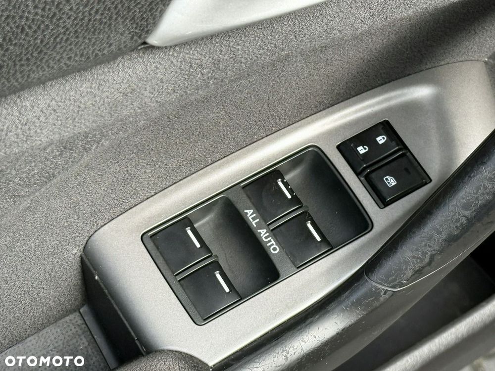 Honda Accord 2.2d Elegance - 13