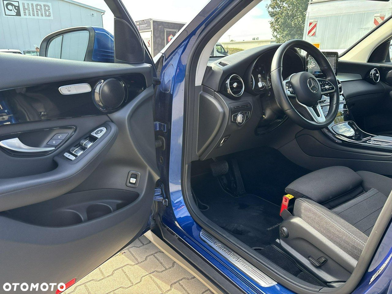 Mercedes-Benz GLC - 10