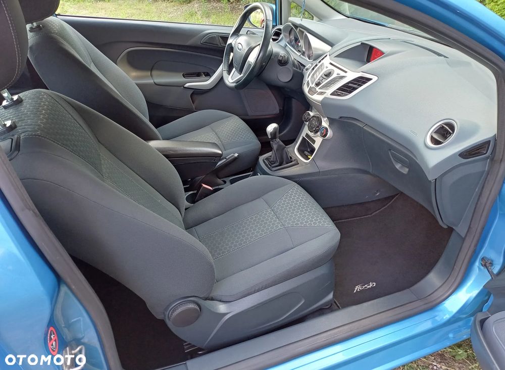 Ford Fiesta 1.4 Titanium - 13