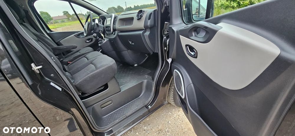 Renault Trafic - 11
