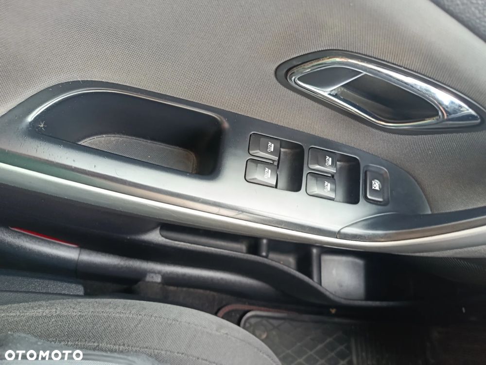 Kia Ceed 1.4 L - 10