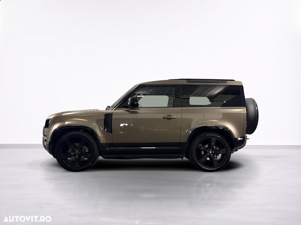 Land Rover Defender 2024 photo 2