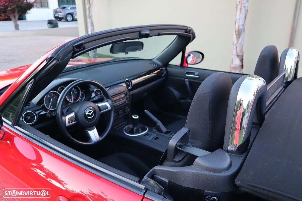 Mazda MX-5 MZR 1.8 Exclusive - 33
