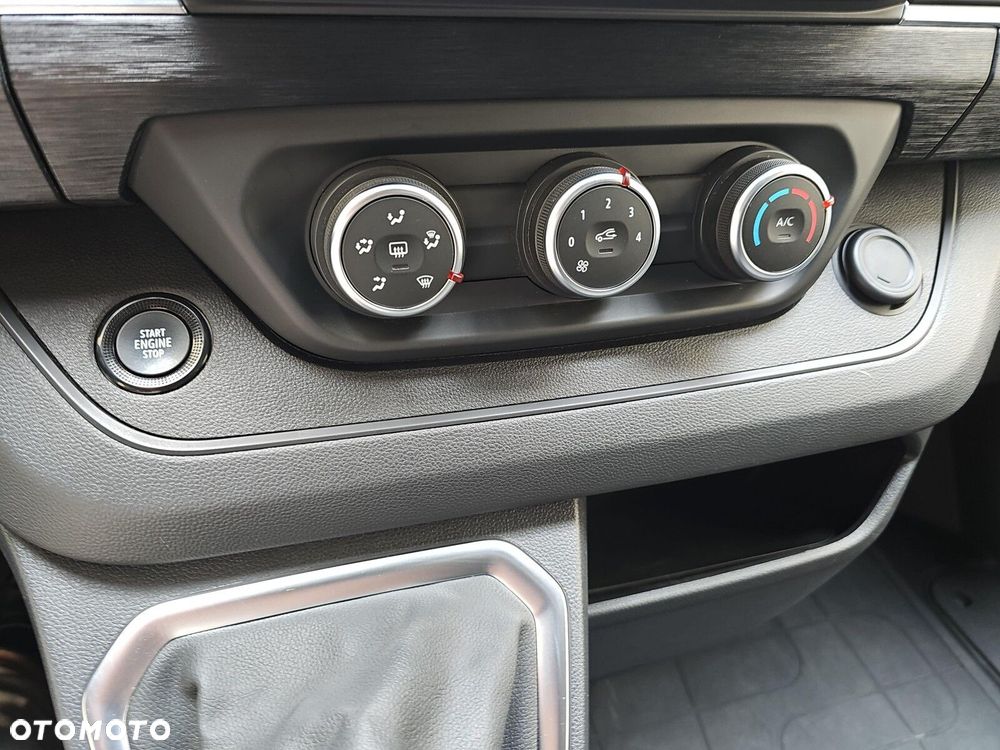 Renault Trafic - 19