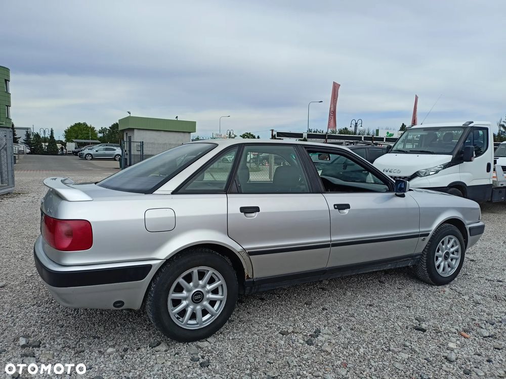 Audi 80 2.0 E - 4