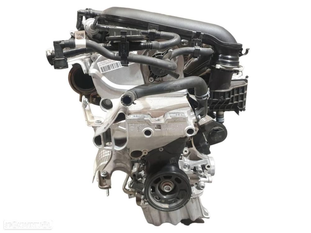 MOTOR COMPLETO AUDI SIN DEFINIR REF. DLAD - 1