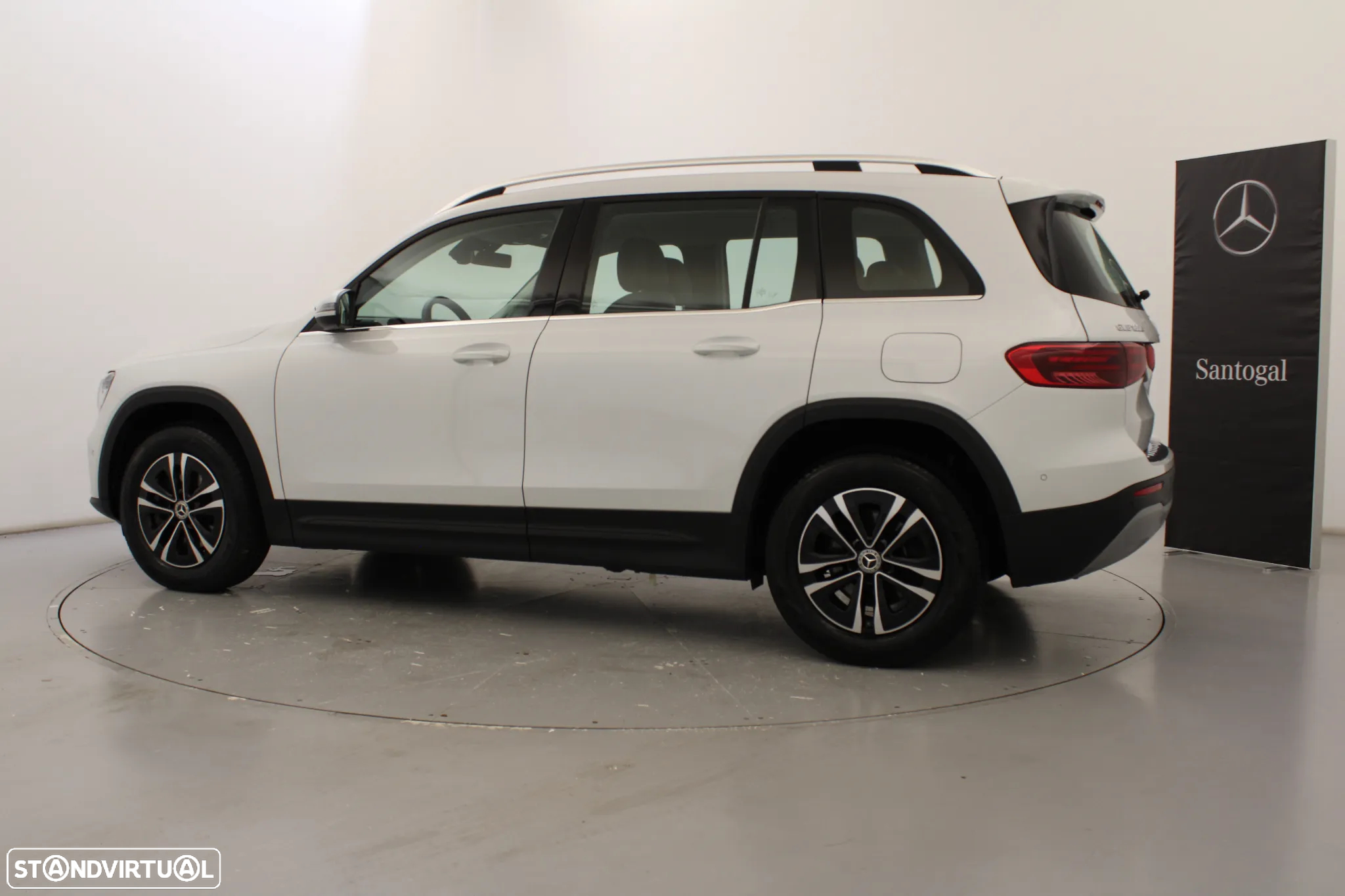 Mercedes-Benz GLB 180 d - 11