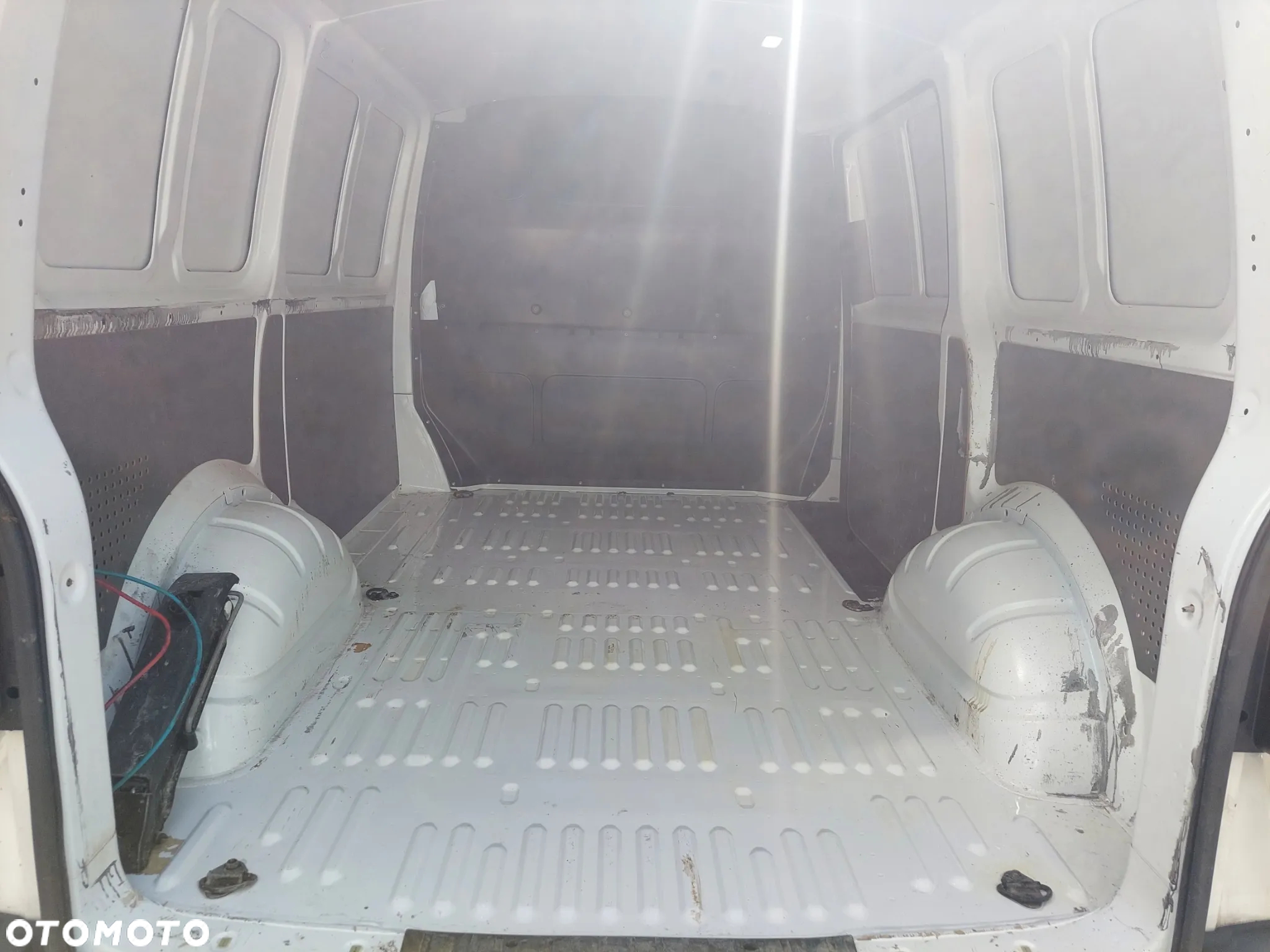 Volkswagen Transporter - 21