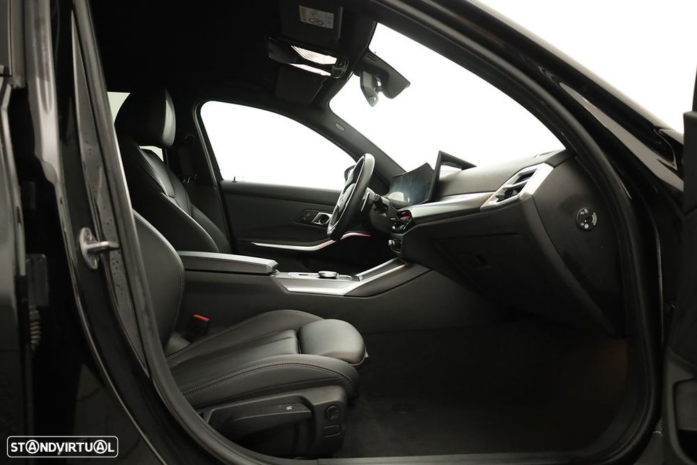 BMW 330 e Edição Desportiva M Auto - 21