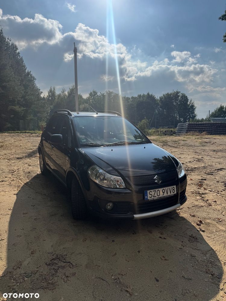 Suzuki SX4 1.9 DDiS DPF 4x4 Comfort - 15