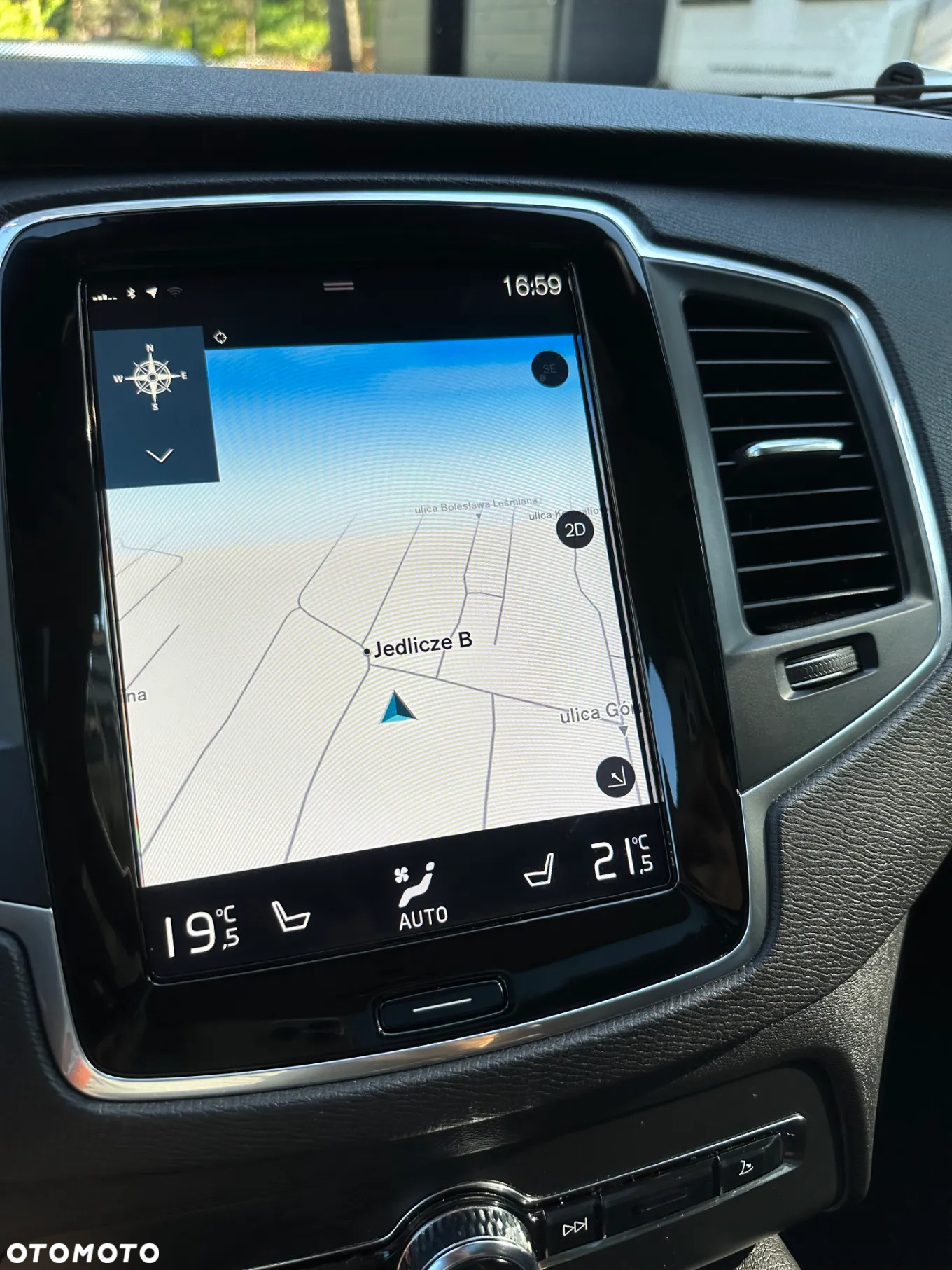 Volvo XC 90 - 40