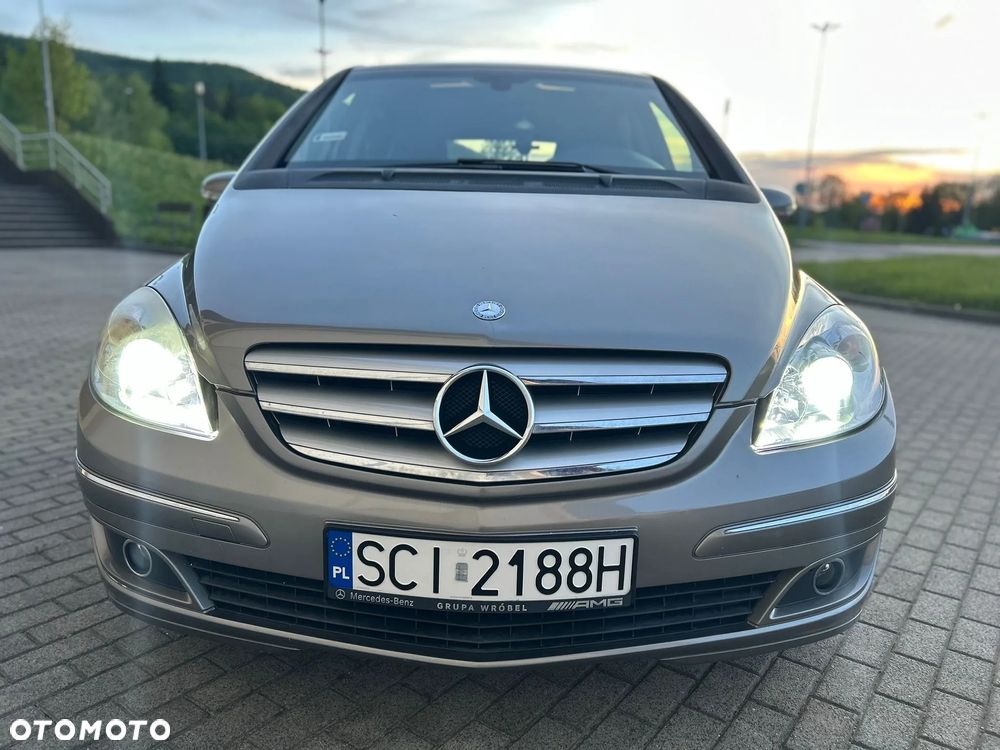 Mercedes-Benz Klasa B 200 CDI - 29
