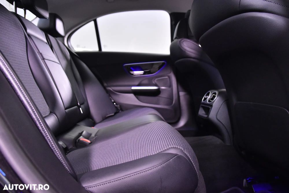 Mercedes-Benz C 180 MHEV - 12