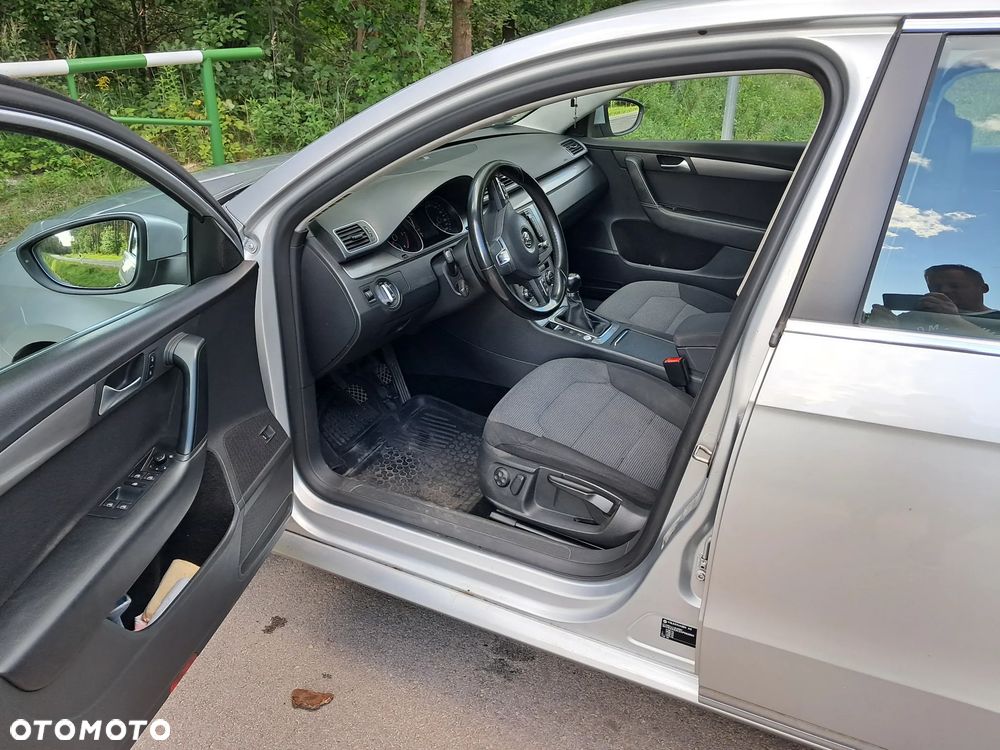 Volkswagen Passat 2.0 TDI Edition 40 - 7