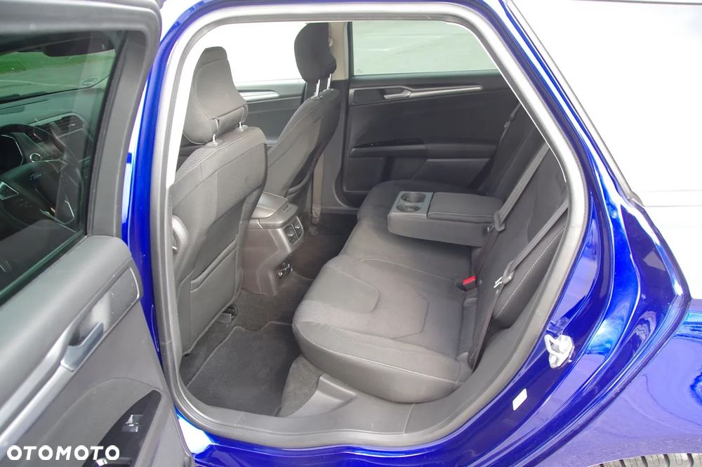 Ford Mondeo 2.0 TDCi STart-Stopp Titanium - 24