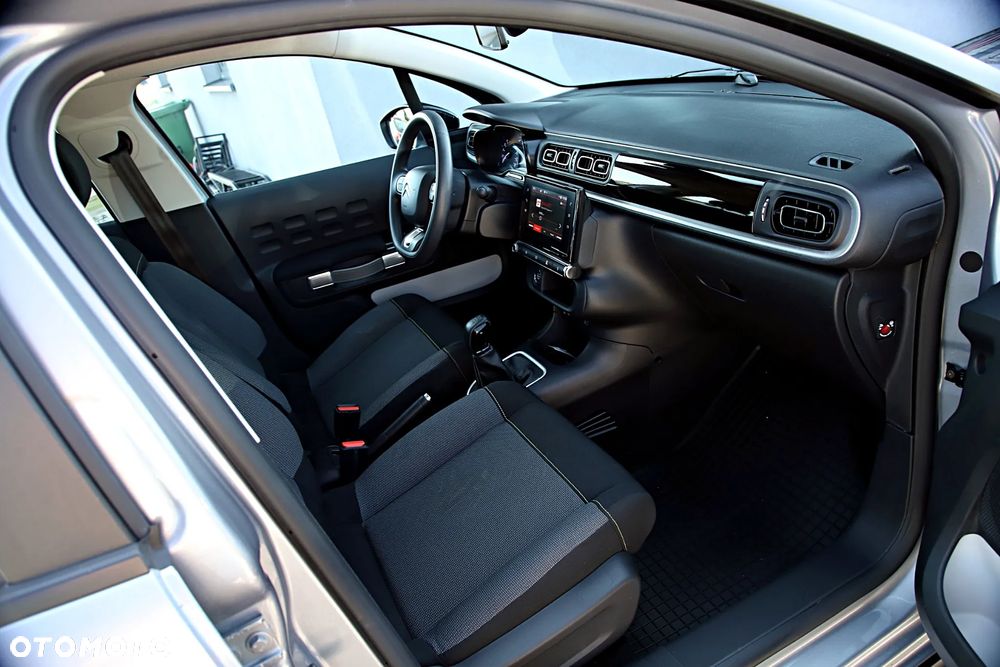 Citroën C3 1.2 PureTech Shine - 27