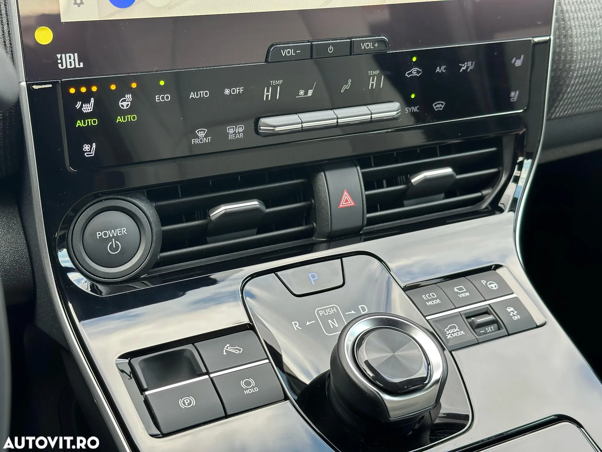 Toyota BZ4X 160 KW AWD (4x4) Luxury Solar Edition - 6